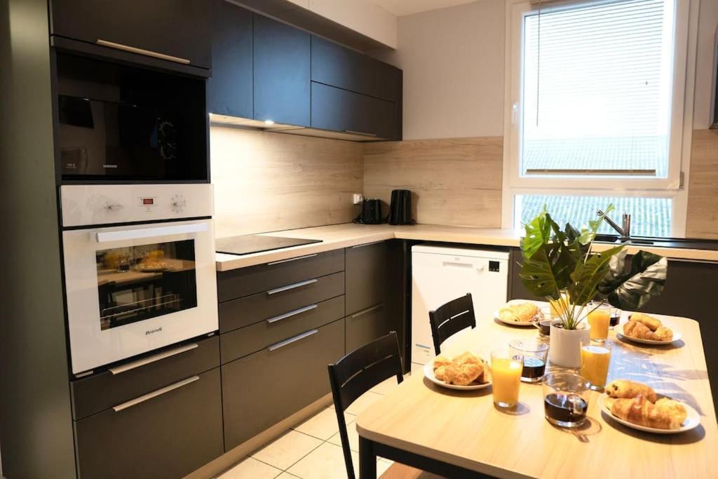 Ferienwohnung M.A.H 2 Le Calme En Hyper Centre Magnifique Le Havre Exterior foto